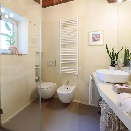Corte Paolina - Charming Courtyard Inside *