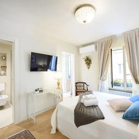 Apartment Corte Paolina - Charming Courtyard Inside Lucca