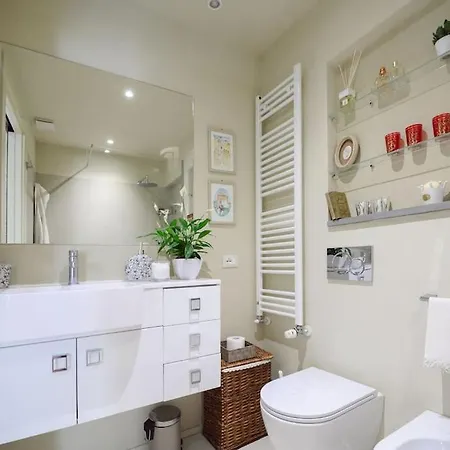 Corte Paolina - Charming Courtyard Inside Apartment
